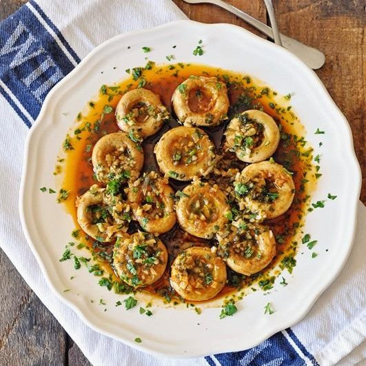 Shallot Garlic Mushroom Recipe - The Mediterranean Dish